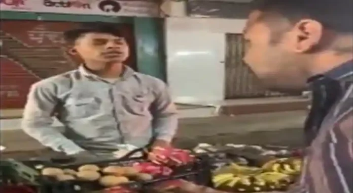 ভারতের মহারাষ্ট্রে মুসলিম ফল বিক্রেতাদের বাংলাদেশি অভিযোগে হয়রানি