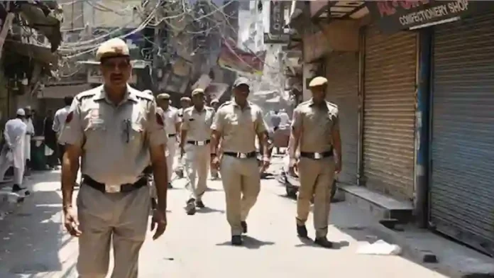 জোরে গান বাজানোর প্রতিবাদ করায় পিটিয়ে হত্যা-2 copy