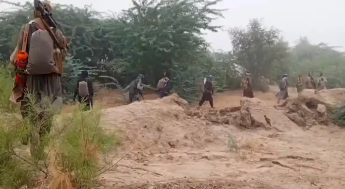 পাকিস্তানে সামরিক ঘাঁটি ও কনভয়ে টিটিপির হামলা