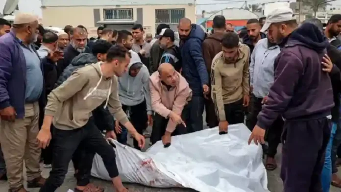 গাজায় ইসরায়েলি হামলা, একই পরিবারের ৬ জনসহ নিহত ২৪-3 copy