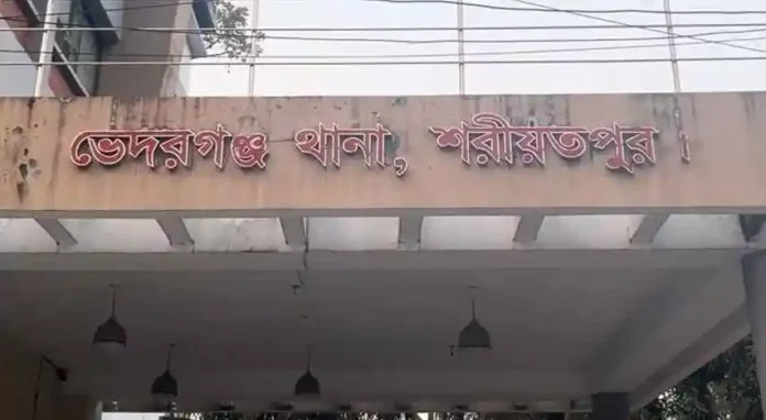 প্রকাশ্যে সিগারেট খেতে বাধা দেওয়ায় যুবককে পিটিয়ে হত্যা