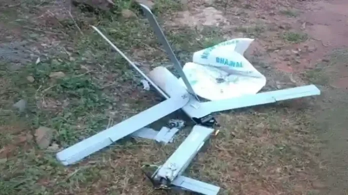 পাকিস্তানে আবারও হামলার অপচেষ্টা, গুলি চালিয়ে ভারতীয় ড্রোন ভূপাতিত-3 copy