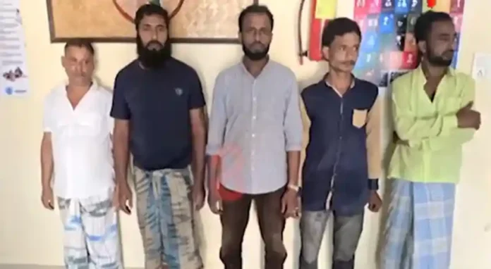 ভারতের আসামে গরু কুরবানির কারণে ১৬ জন মুসলিম গ্রেফতার