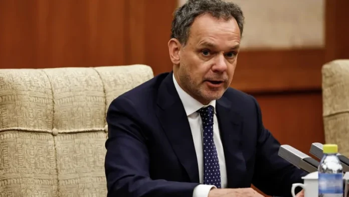 ডাচ পররাষ্ট্রমন্ত্রীর পদত্যাগ-1