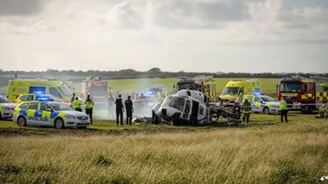 যুক্তরাজ্যে হেলিকপ্টার বিধ্বস্ত, নিহত ৩