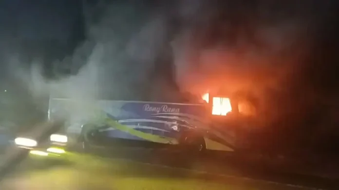 feni-bus-on-fire-6914d148d9e19 copy