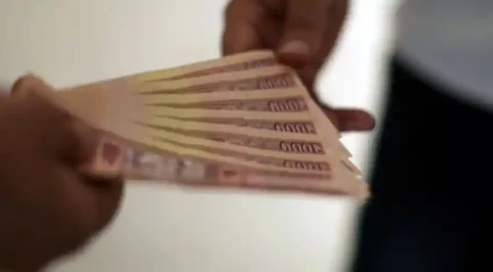 সরকারি প্রতিষ্ঠানসমূহে দুর্নীতির মাত্রা সর্বনিম্ন পর্যায়ে আনা হয়েছে: ইমারাতে ইসলামিয়ার উপমুখপাত্র