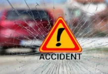 জম্মু-কাশ্মীরে দখলদার ভারতীয় বাহিনীর গাড়ি খাদে পড়ে ১০ সেনা নিহত এবং ১০ জন আহত