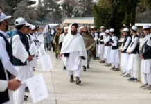 বর্তমানে আফগানিস্তানজুড়ে ধর্মীয় ও সাধারণ শিক্ষা গ্রহণ করছে প্রায় এক কোটি ত্রিশ লক্ষ শিক্ষার্থী, যারমাঝে অর্ধকোটিরও বেশি মেয়ে