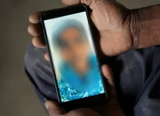 ভারতের বিহারে রোজাদার মুসলিম নারীকে প্রস্রাব মিশ্রিত এলকোহল পান করিয়ে নিপীড়ন ও হত্যা, আসামীদের রক্ষার চেষ্টা করছে পুলিশ