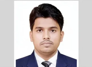 তদবির বাণিজ্যের অভিযোগে সাবেক উপদেষ্টা আসিফ মাহমুদের এপিএস মোয়াজ্জেম হোসেনের দেশত্যাগে নিষেধাজ্ঞা