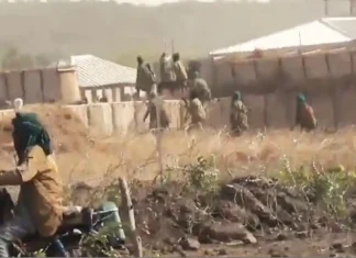 বুরকিনায় ৬টি ফ্রন্টে জেএনআইএম মুজাহিদদের হামলায় ৪০ সেনা নিহত: ৭টি সামরিক ঘাঁটি বিজয়