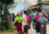 গাজীপুরের শ্রীপুরে ঈদের ছুটি ও বেতনের দাবিতে শ্রমিকদের আন্দোলন, পুলিশের লাঠিপেটা