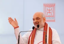 ভারতে ‘বন্দে মাতরম’ শিরকি গানের প্রতি অসম্মান প্রদর্শনে হতে পারে ৩ বছরের জেল