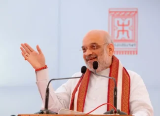 ভারতে ‘বন্দে মাতরম’ শিরকি গানের প্রতি অসম্মান প্রদর্শনে হতে পারে ৩ বছরের জেল