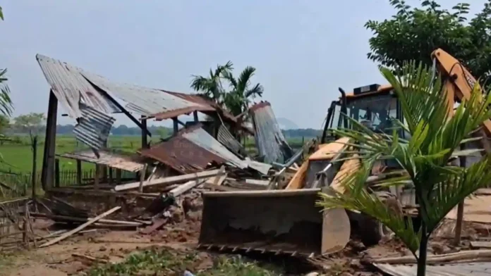1796627-goalpara-2nd-eviction-2 copy