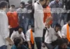 ধর্মান্তরের ভিত্তিহীন অজুহাতে হায়দ্রাবাদের একটি কর্পোরেট অফিসে উগ্র হিন্দত্ববাদী দলের বিনা অনুমতিতে প্রবেশ