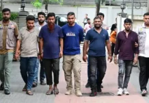 রাজধানীর বনানীতে ডাকাতির প্রস্তুতিকালে র্যাব সদস্যসহ ৫ জন আটক