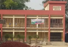 নোয়াখালীতে প্রাথমিকের প্রধান শিক্ষক ও সহকারী শিক্ষিকার অনৈতিক সম্পর্কের ভিডিও ভাইরাল
