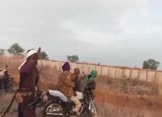 বুরকিনা ফাসোতে জান্তা বাহিনীর ৭টি ঘাঁটির নিয়ন্ত্রণ নিয়েছেন জেএনআইএম যোদ্ধারা