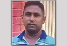 যশোরে বিদ্যালয়ের টয়লেটে নিয়ে চতুর্থ শ্রেণির ছাত্রীকে ধর্ষণ করল শিক্ষক, গুরুতর আহতাবস্থায় হাসপাতালে ভর্তি